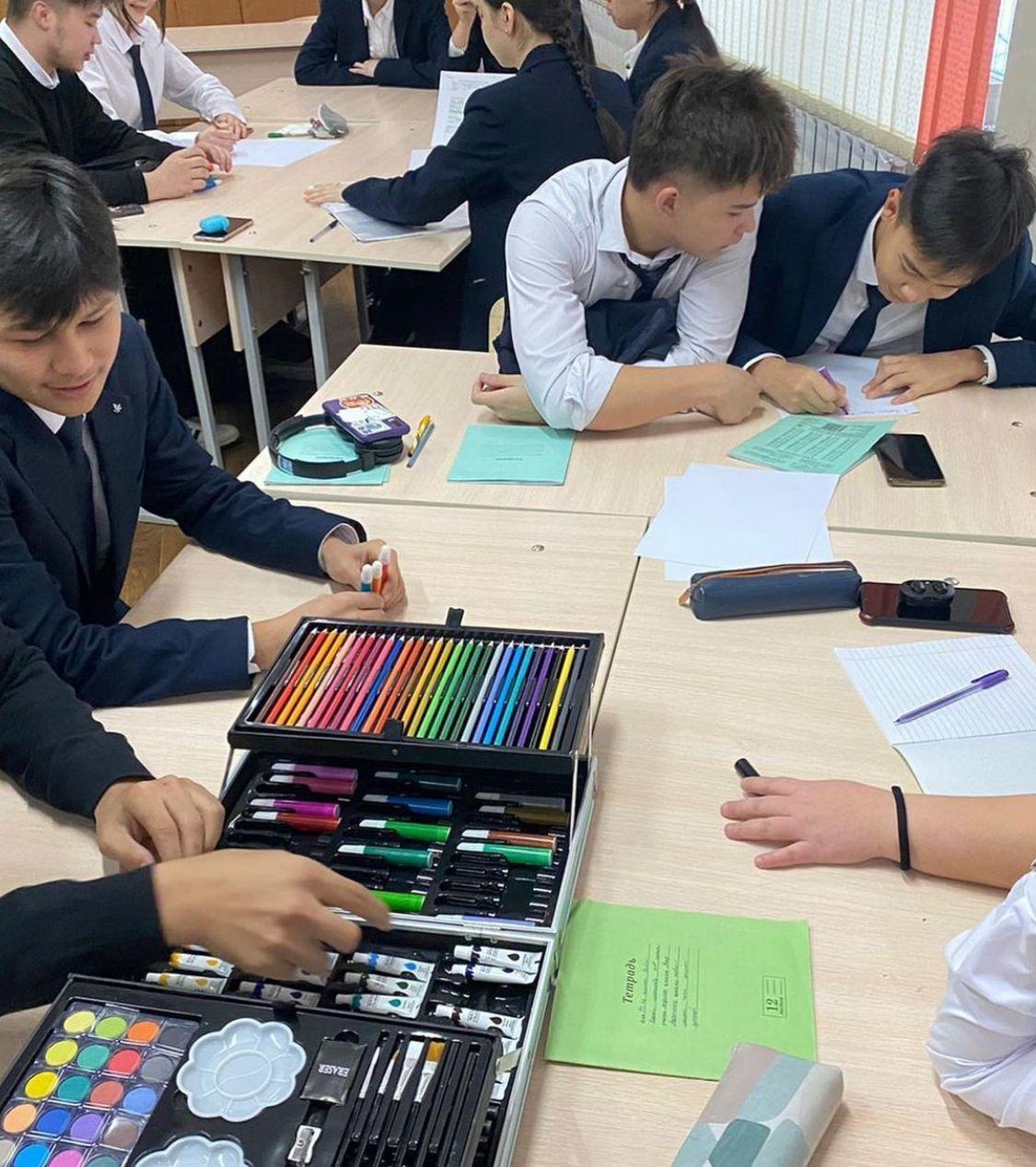 «ҰБТ  кезіндегі стресстен арылу жолдары» тақырыбында тренинг өтті.