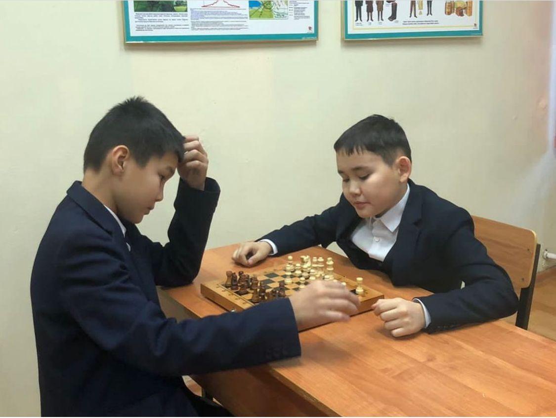 Тәуелсіздік күніне және балалар жылы аясында шахматтан өткізілген турнир.🏆♟️