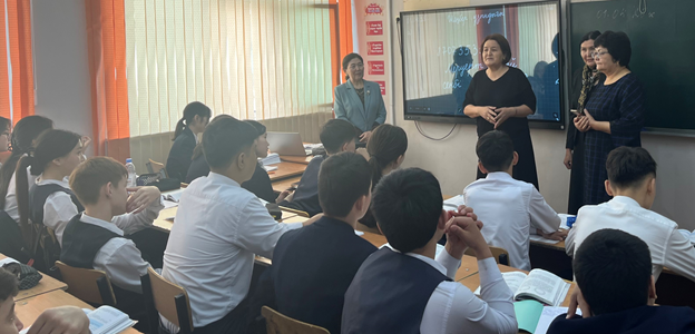 "Мектеп партасынан — мамандыққа" атты мамандықтар жәрмеңкесі